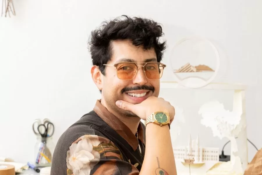 Inside the Studio with Juan Carlos Escobedo - April